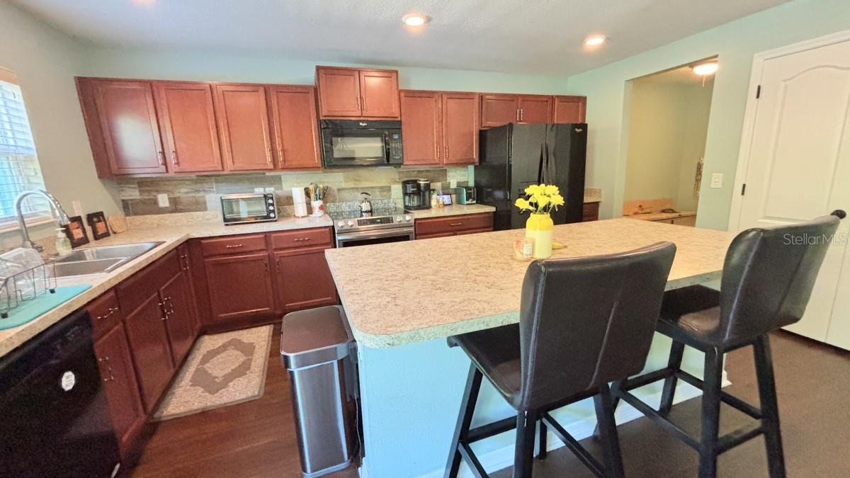 11521 SOUTHERN CREEK DR, GIBSONTON, FL — photo 7