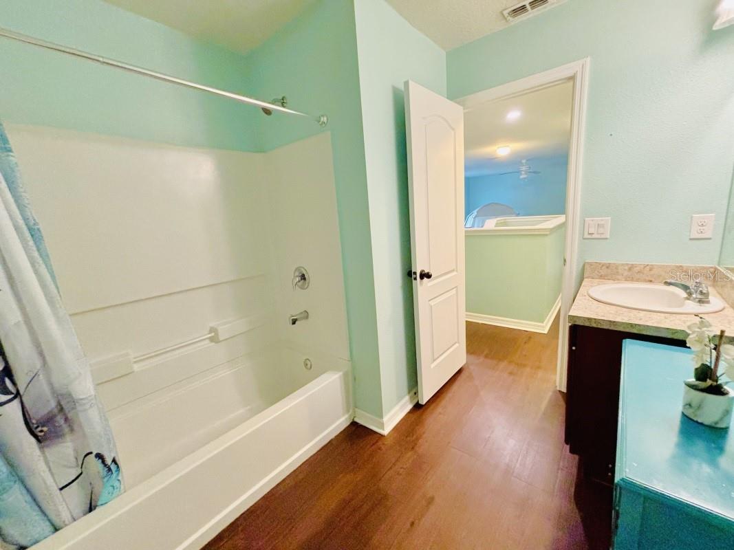 11521 SOUTHERN CREEK DR, GIBSONTON, FL — photo 15