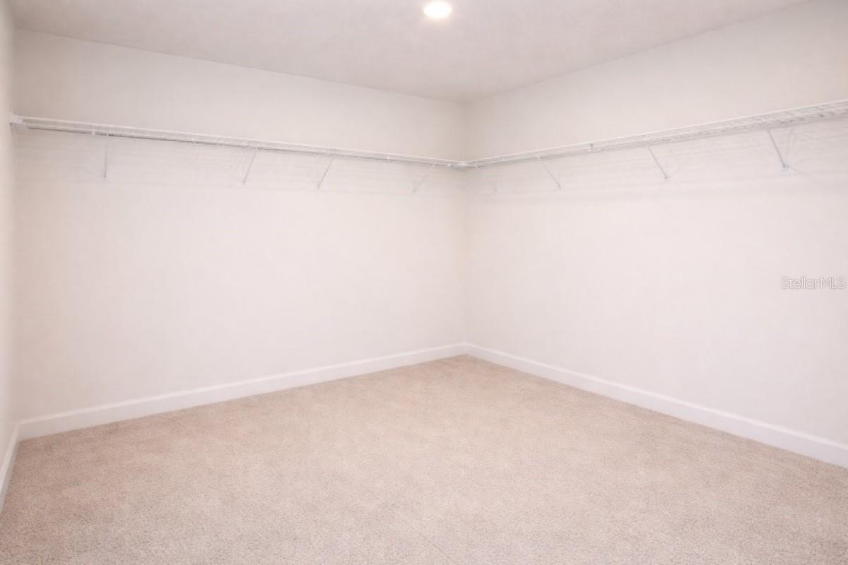 11521 SOUTHERN CREEK DR, GIBSONTON, FL — photo 17