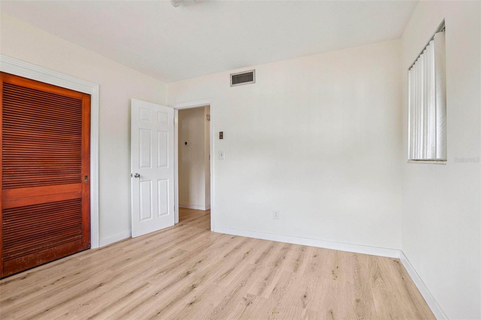 215 S WEST SHORE BLVD, TAMPA, FL — photo 27