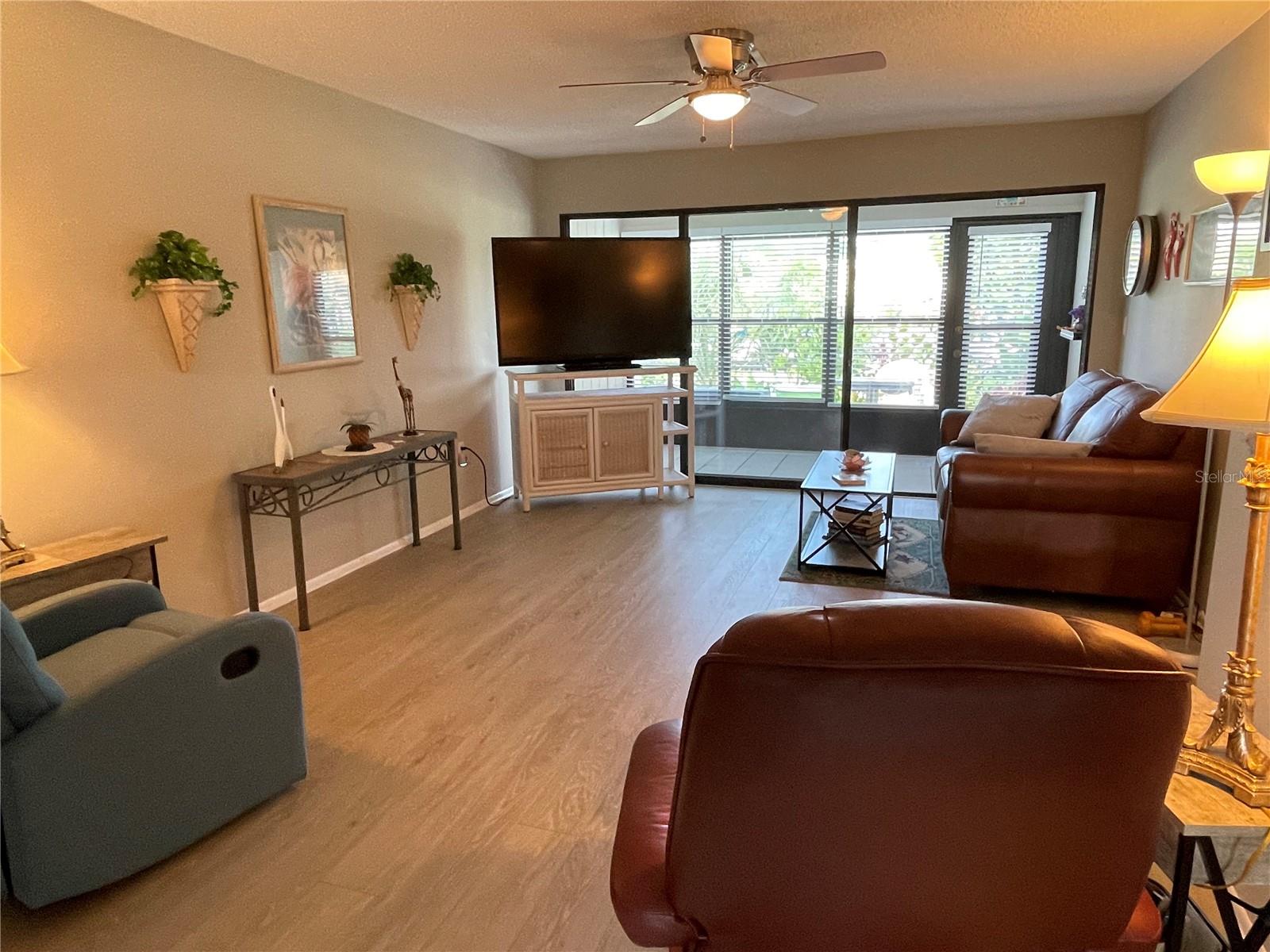 1001 W MARION AVE #8, PUNTA GORDA, FL — photo 9