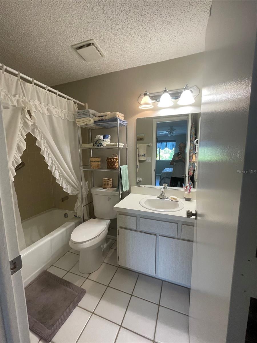 1001 W MARION AVE #8, PUNTA GORDA, FL — photo 28