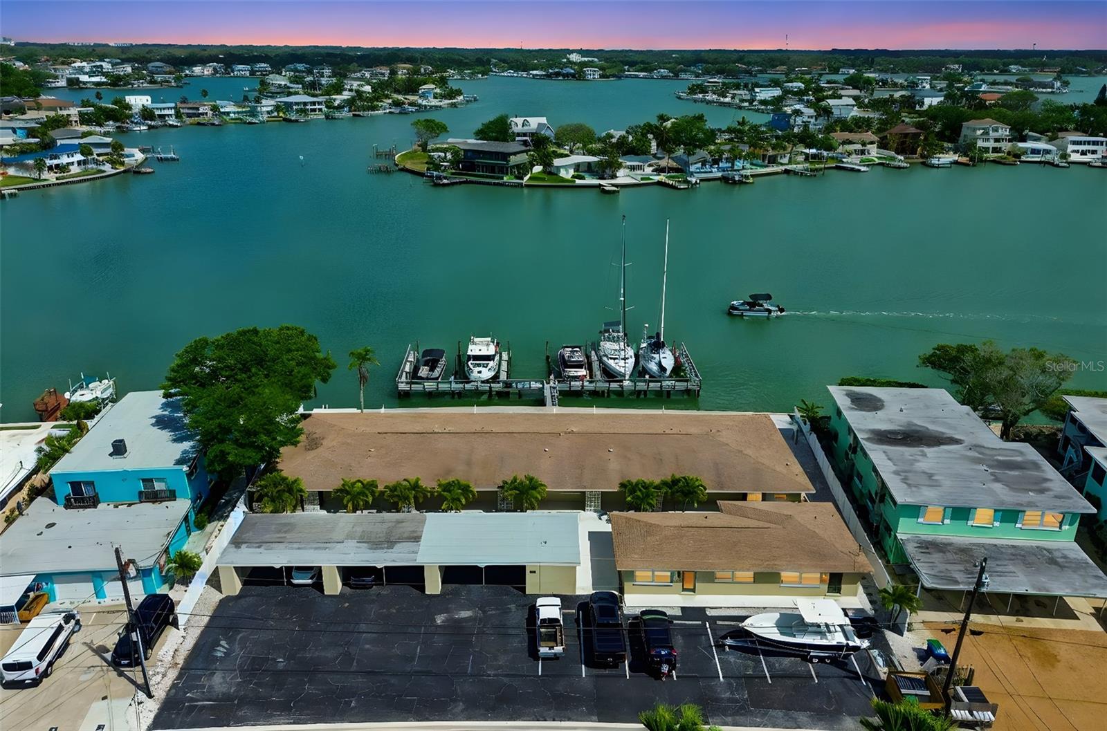 2307 BAY BLVD, INDIAN ROCKS BEACH, FL — photo 2