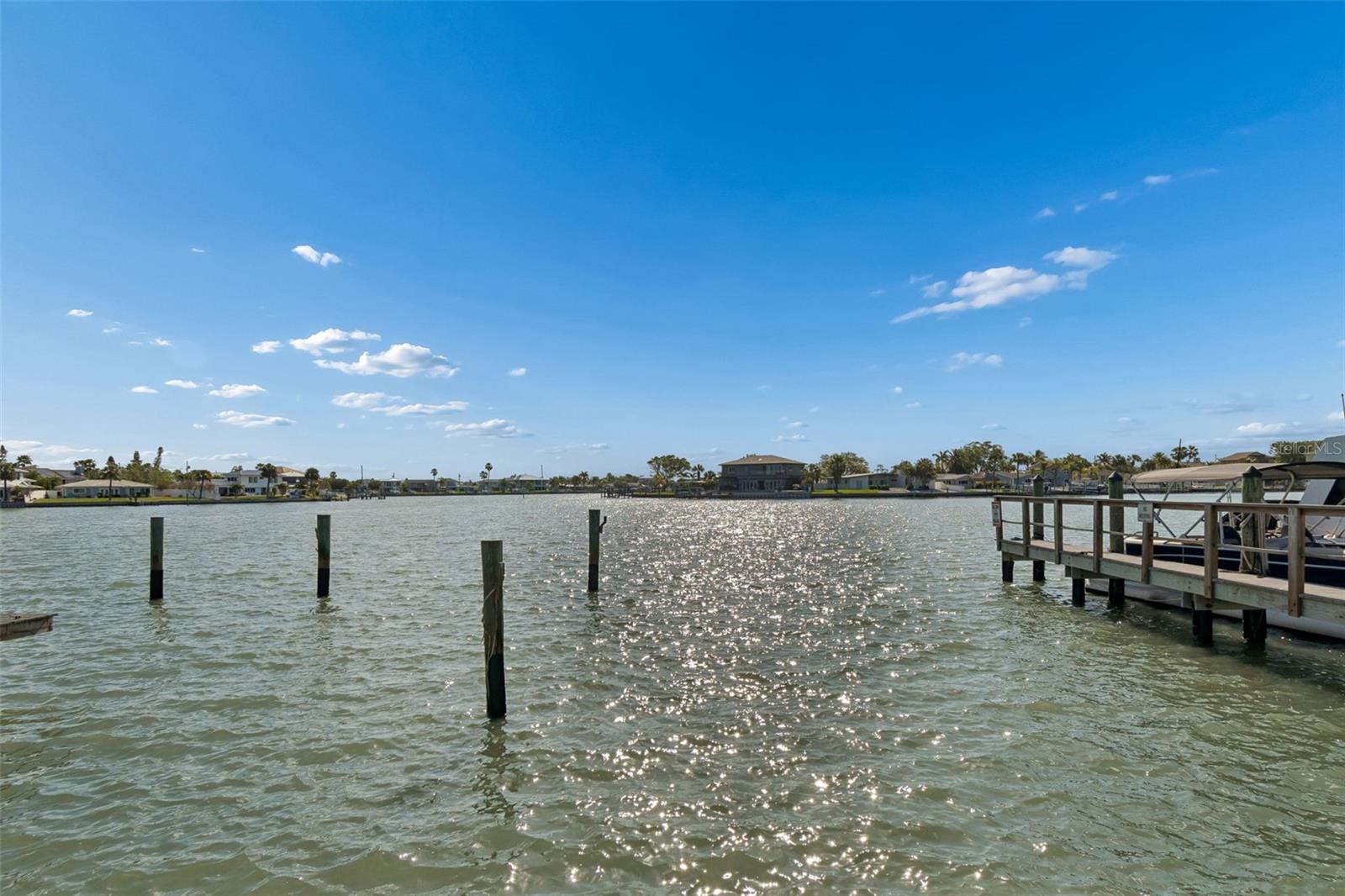 2307 BAY BLVD, INDIAN ROCKS BEACH, FL — photo 28