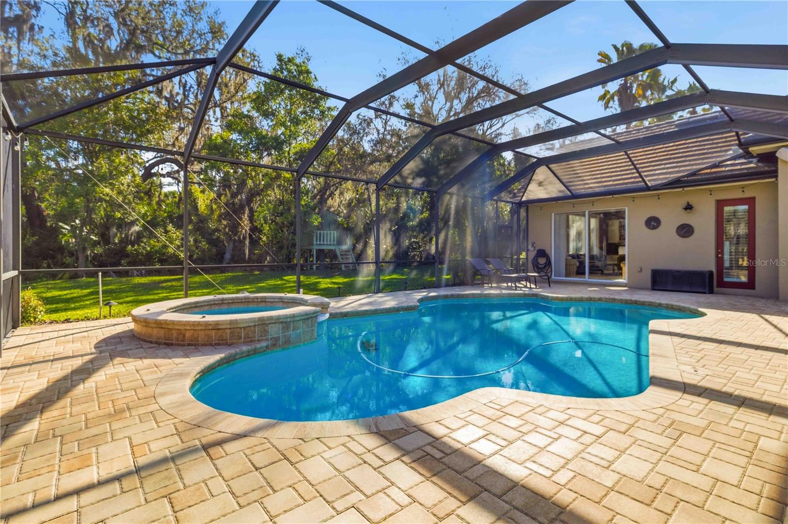 15108 KESTRELGLEN WAY, LITHIA, FL — photo 2