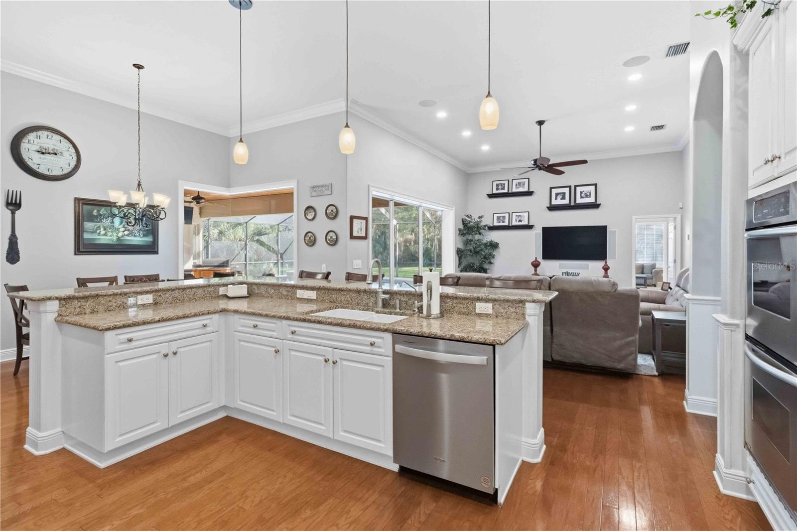 15108 KESTRELGLEN WAY, LITHIA, FL — photo 7