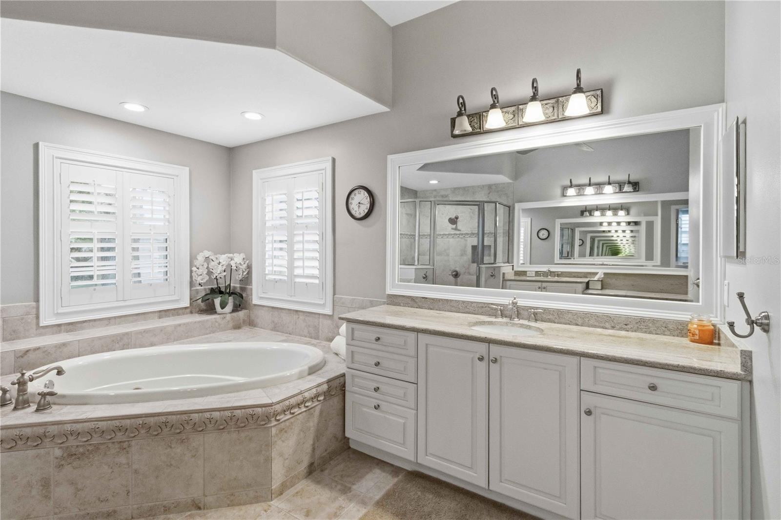 15108 KESTRELGLEN WAY, LITHIA, FL — photo 27