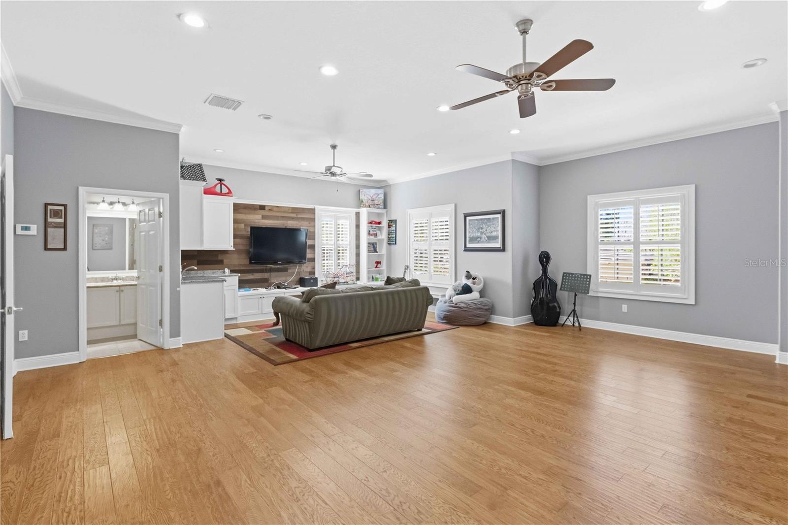 15108 KESTRELGLEN WAY, LITHIA, FL — photo 39