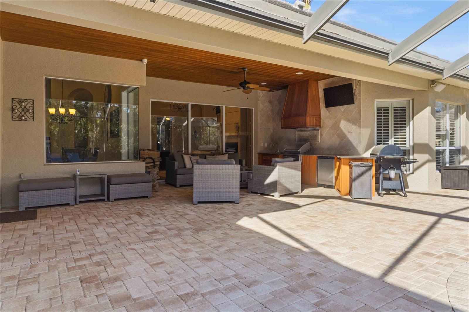 15108 KESTRELGLEN WAY, LITHIA, FL — photo 43