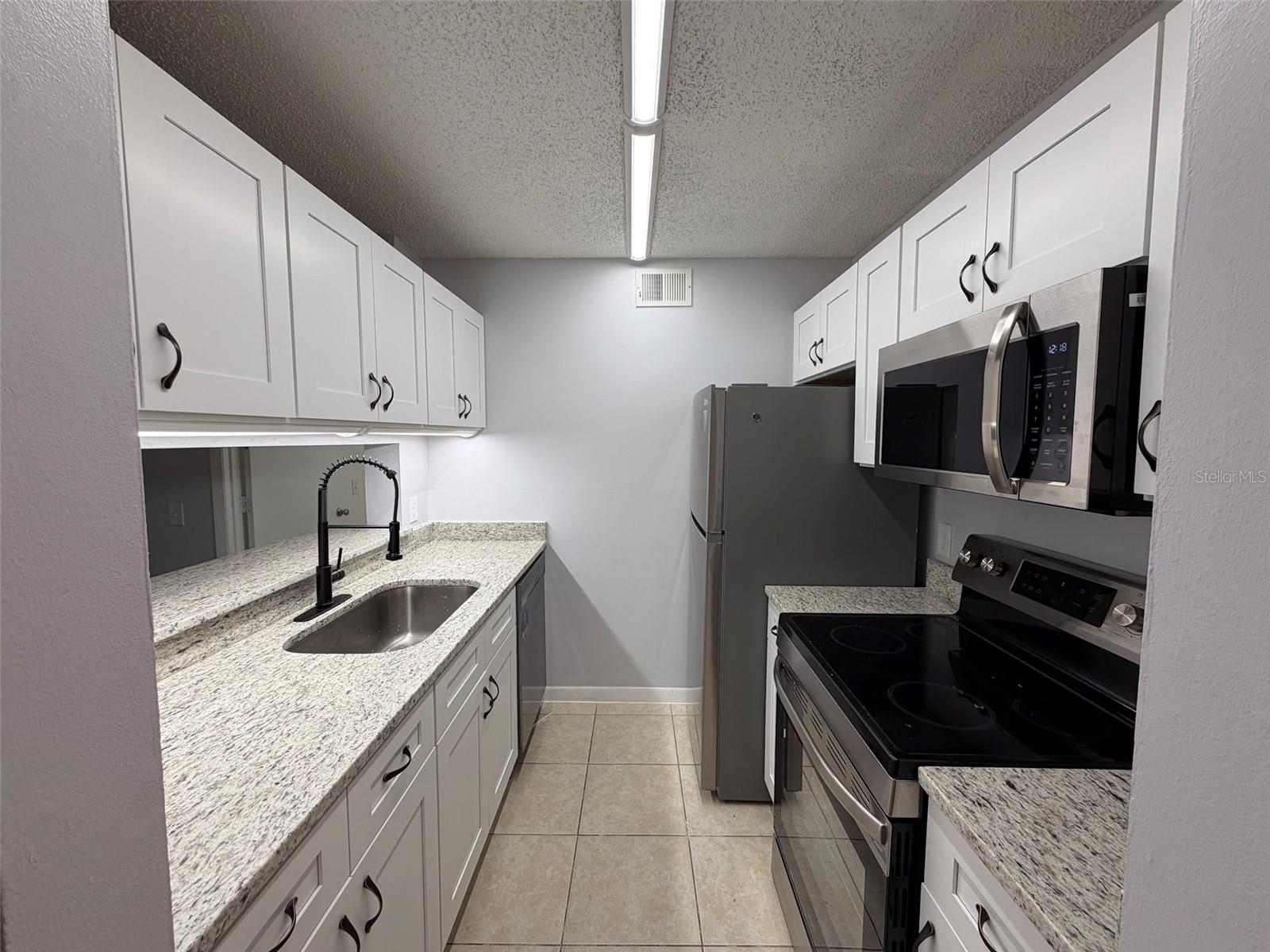 3921 SW 34TH ST #301, GAINESVILLE, FL — photo 3