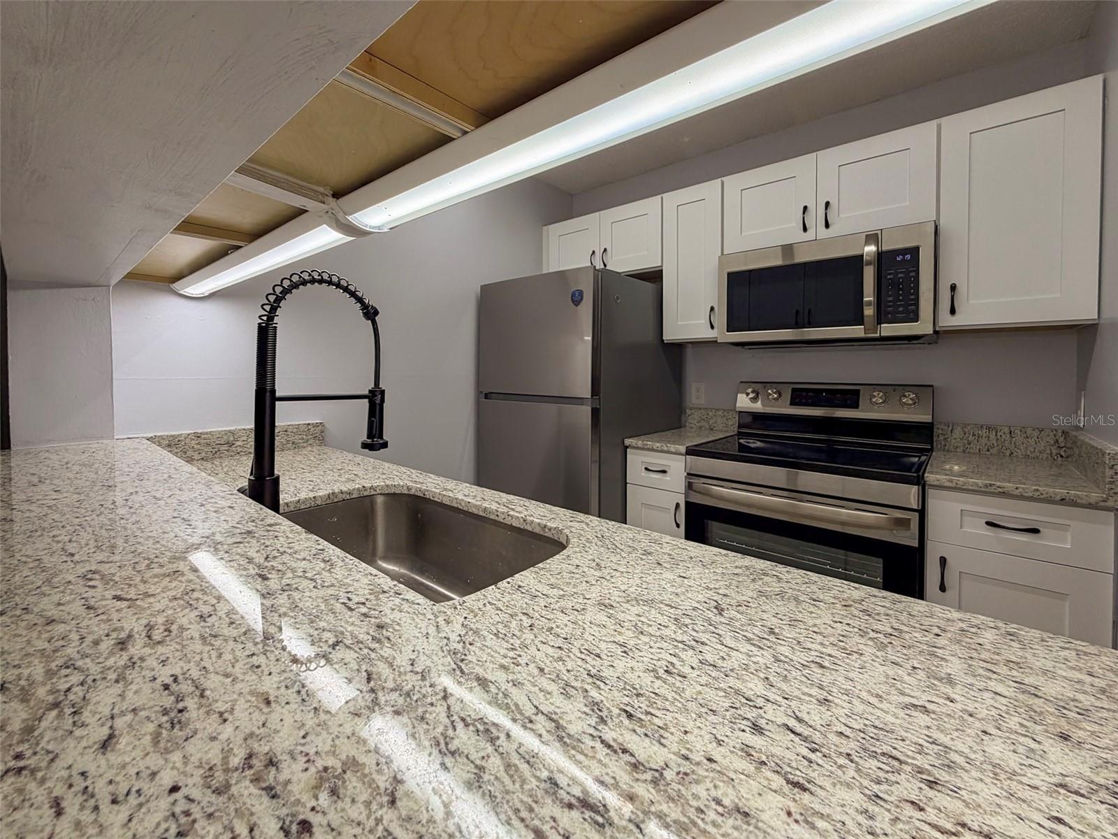 3921 SW 34TH ST #301, GAINESVILLE, FL — photo 11