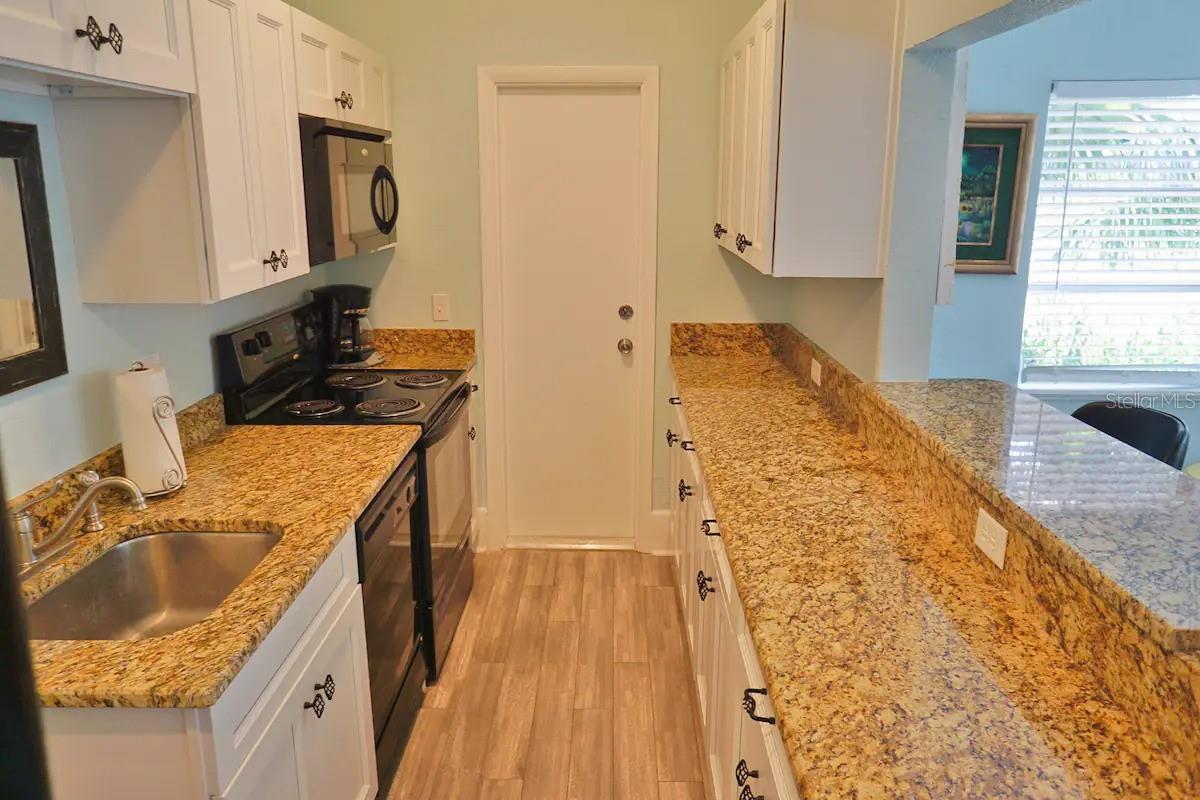 601 N OSCEOLA AVE, CLEARWATER, FL — photo 6