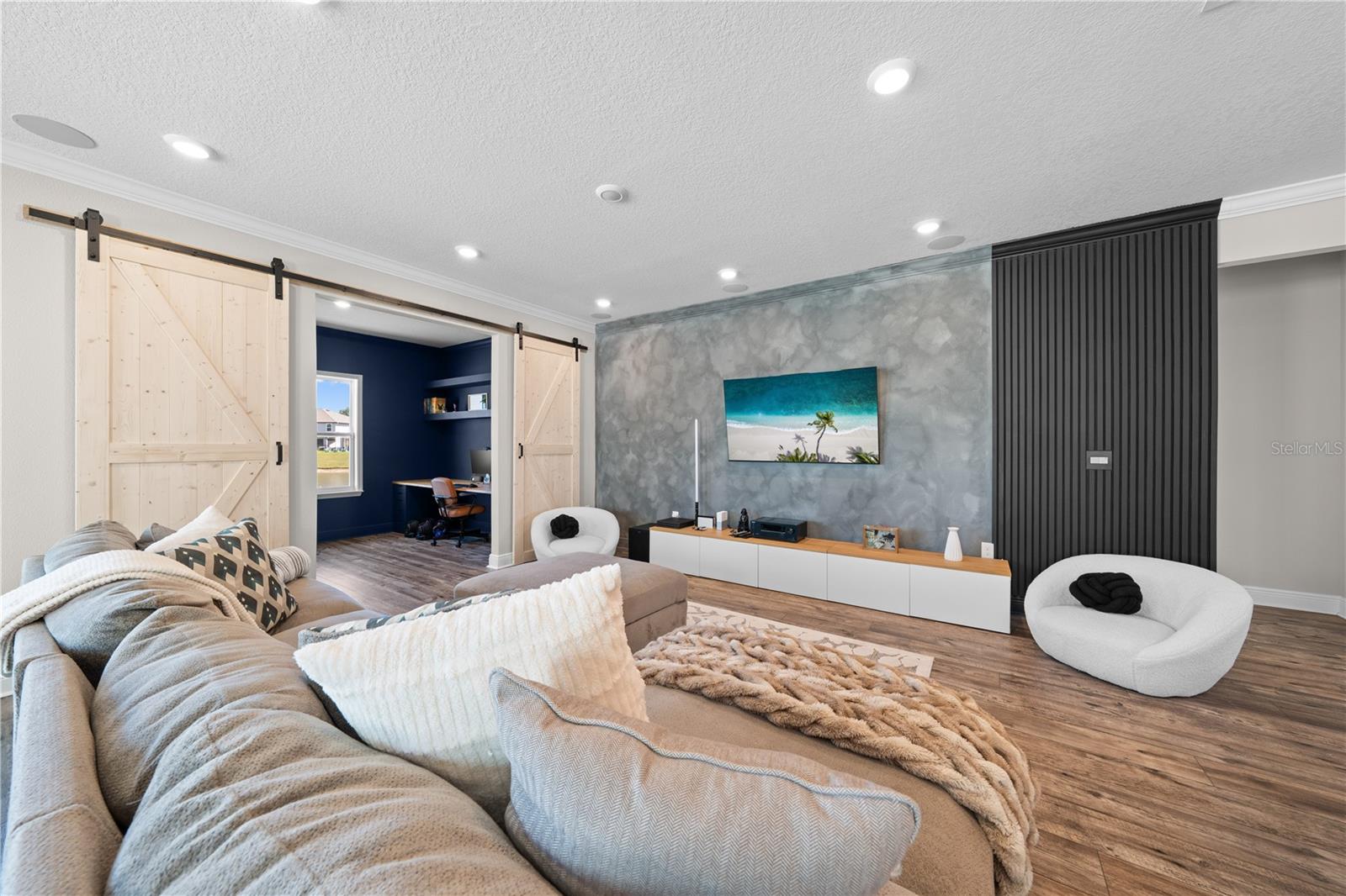 31041 JAZZ LEAF PL, SAN ANTONIO, FL — photo 3