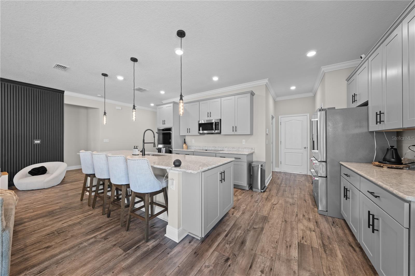 31041 JAZZ LEAF PL, SAN ANTONIO, FL — photo 10