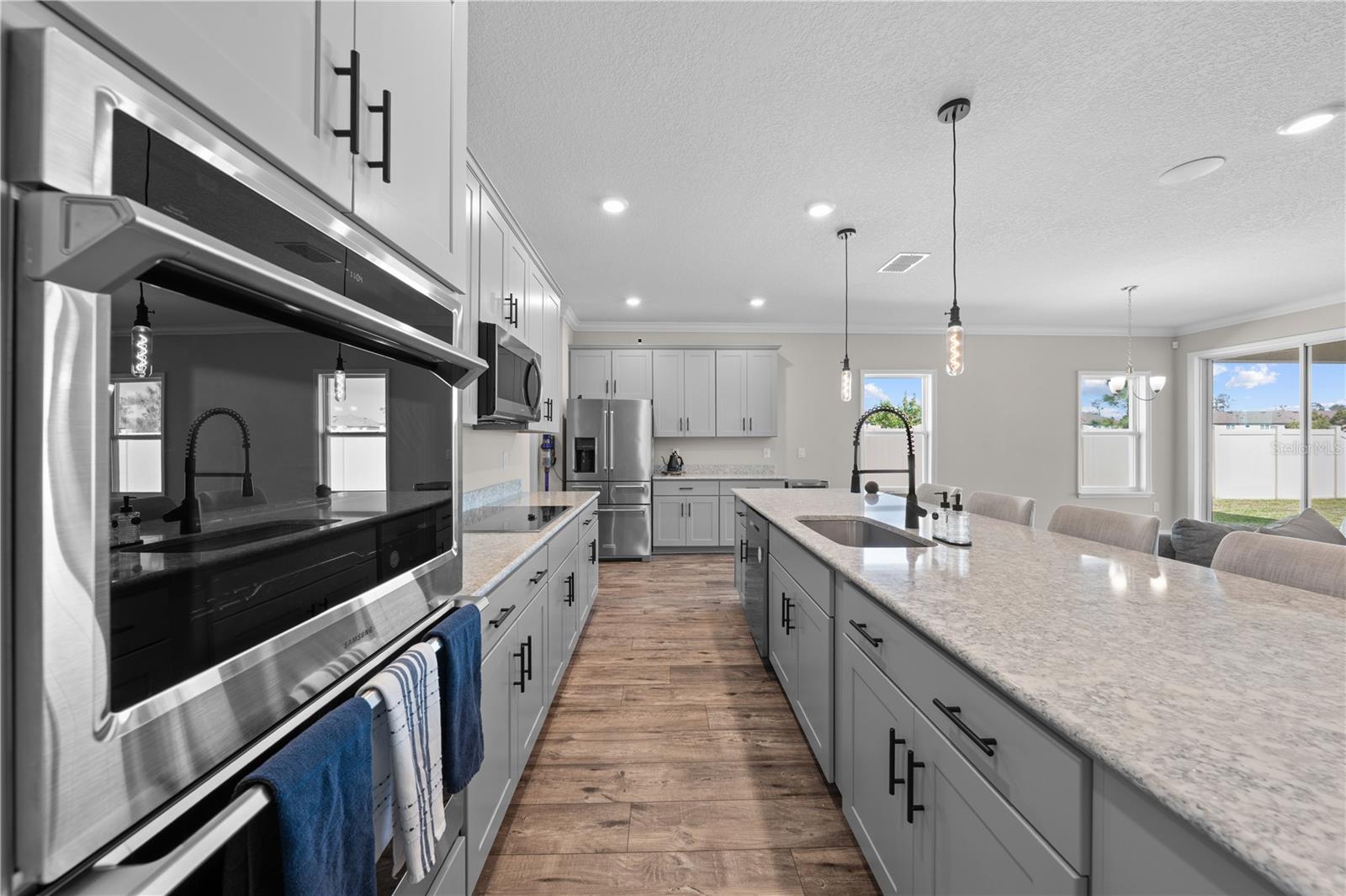 31041 JAZZ LEAF PL, SAN ANTONIO, FL — photo 21