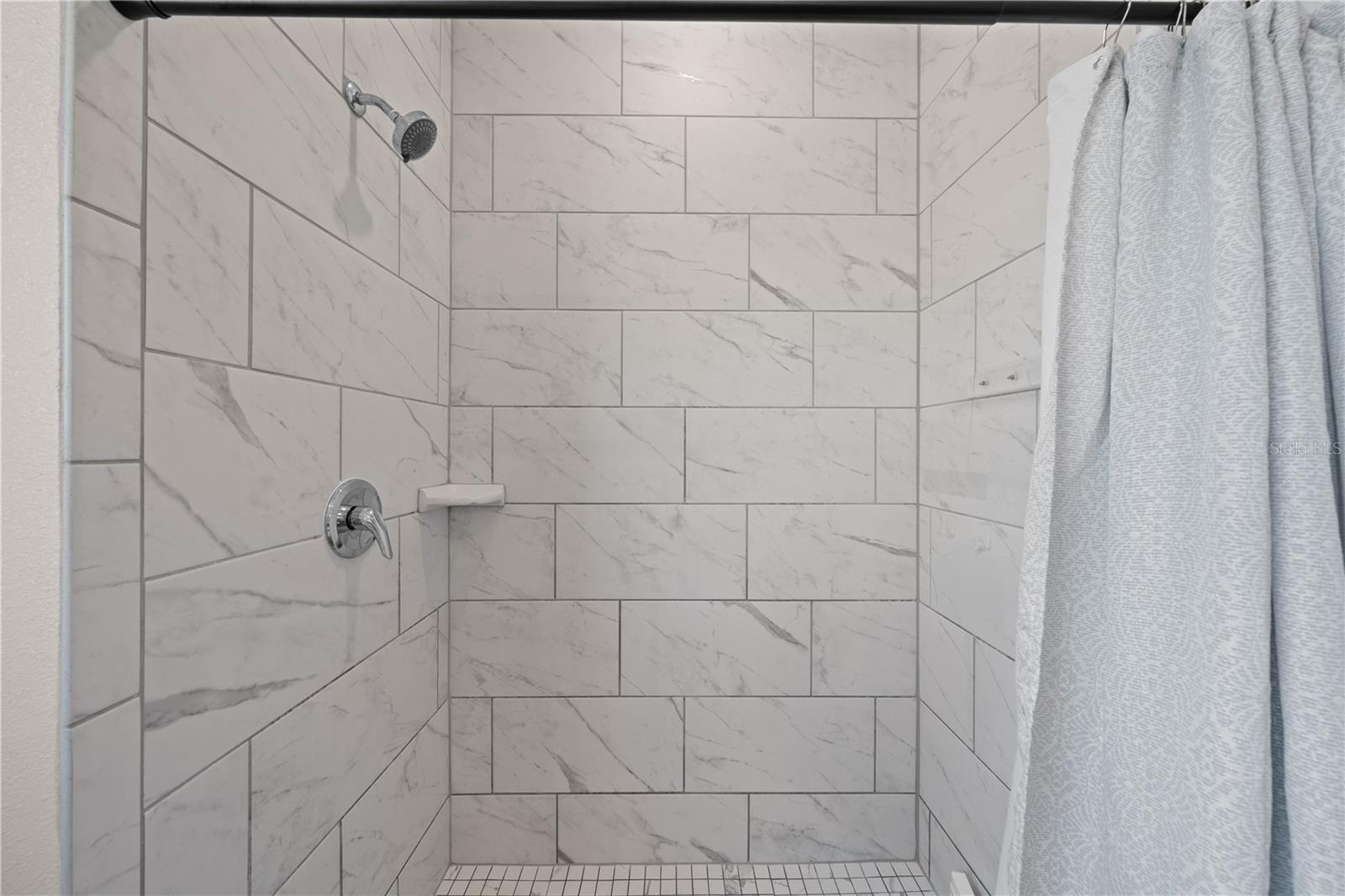 31041 JAZZ LEAF PL, SAN ANTONIO, FL — photo 30