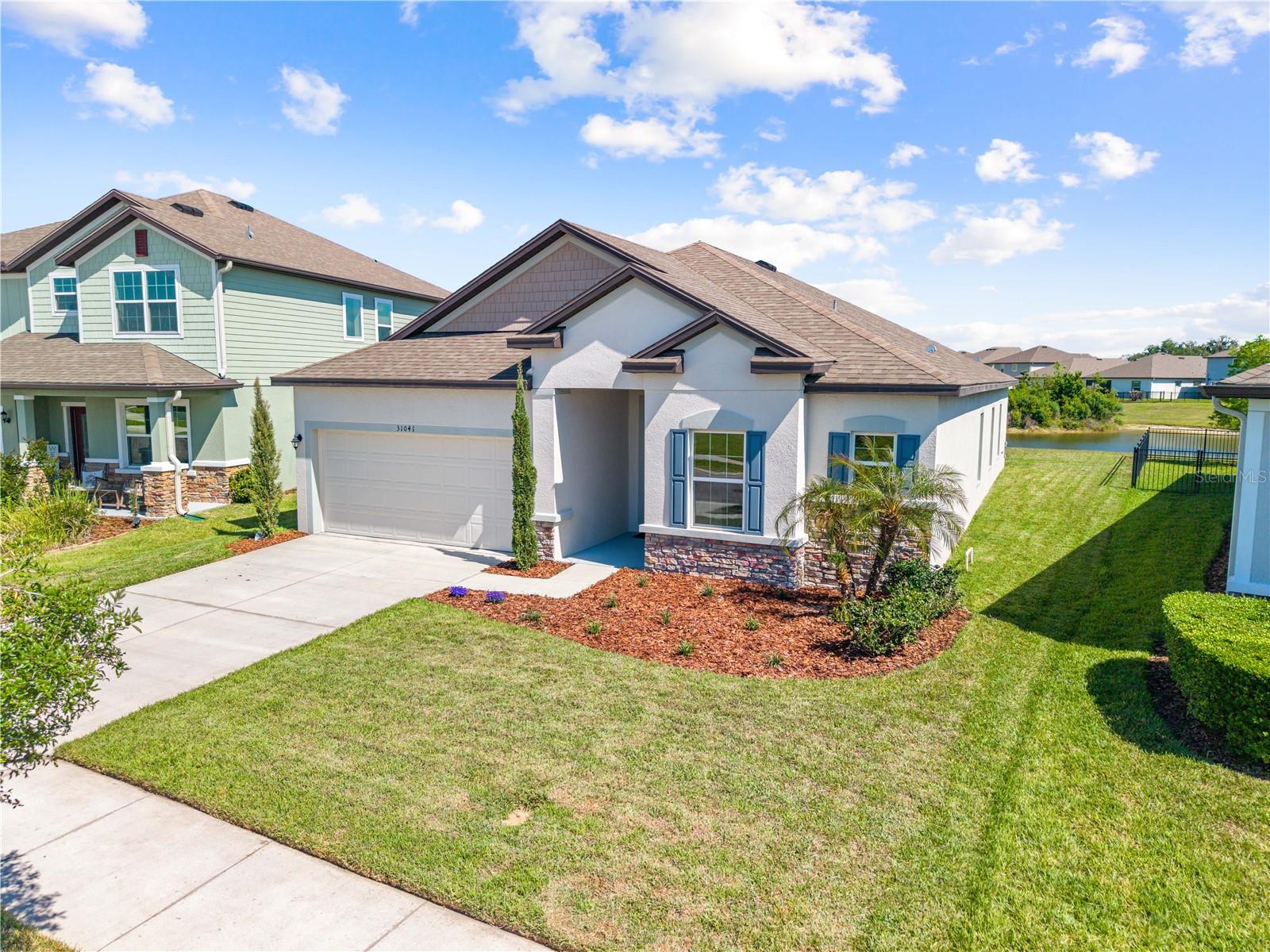31041 JAZZ LEAF PL, SAN ANTONIO, FL — photo 47