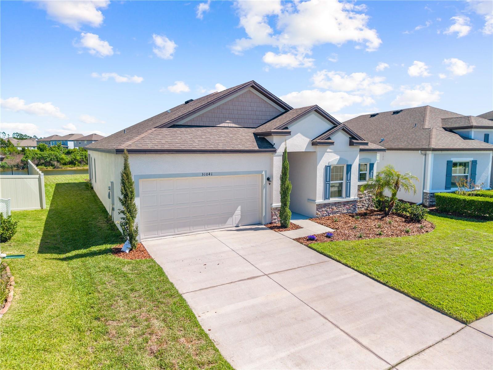 31041 JAZZ LEAF PL, SAN ANTONIO, FL — photo 48
