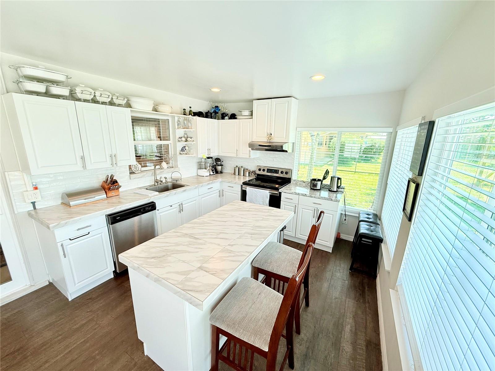 8509 LA BOCA AVE, NORTH PORT, FL — photo 17
