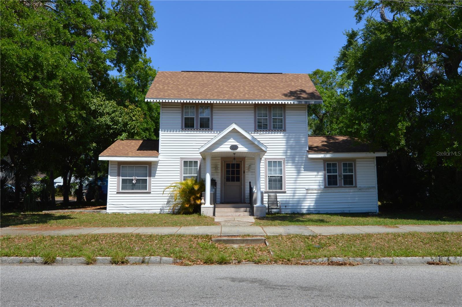 811 18TH AVE S, ST PETERSBURG, FL — photo 2