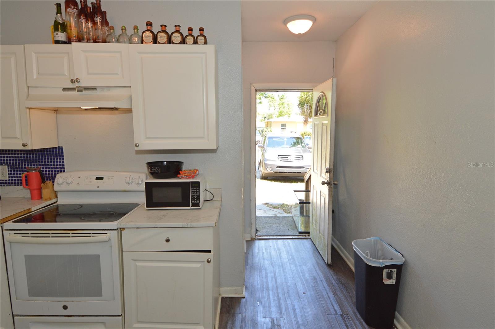 811 18TH AVE S, ST PETERSBURG, FL — photo 16