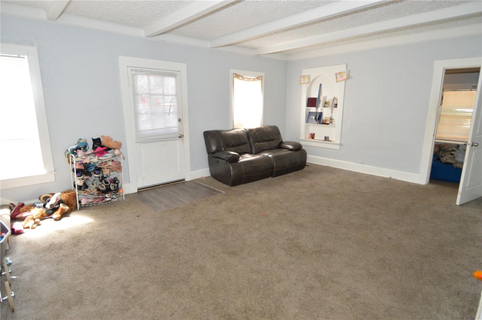 811 18TH AVE S, ST PETERSBURG, FL — photo 22