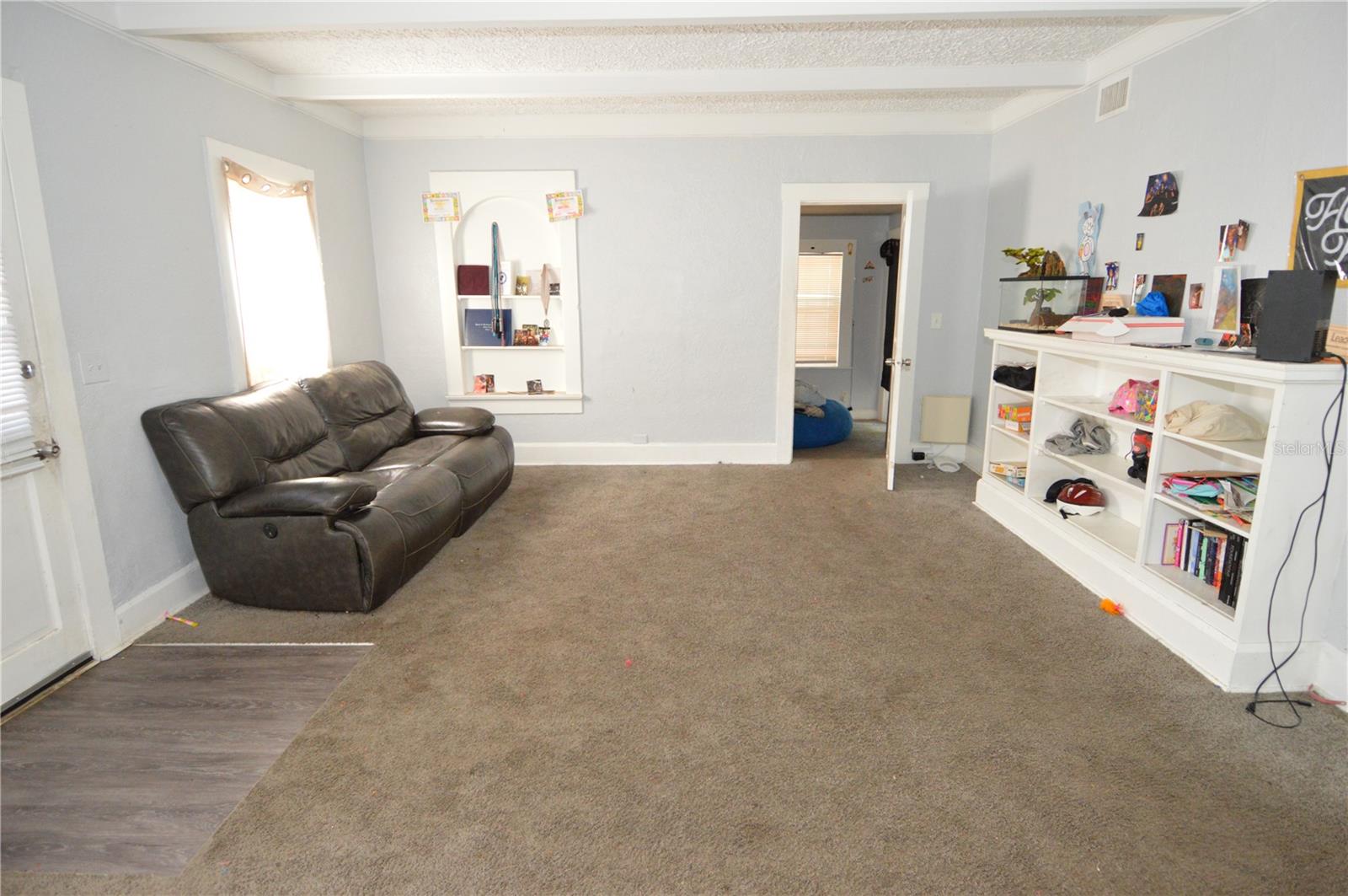 811 18TH AVE S, ST PETERSBURG, FL — photo 23