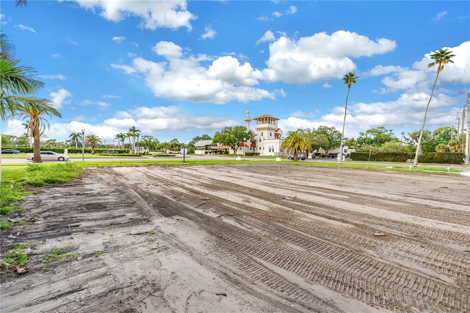 515 SNELL ISLE BLVD NE, ST PETERSBURG, FL — photo 2