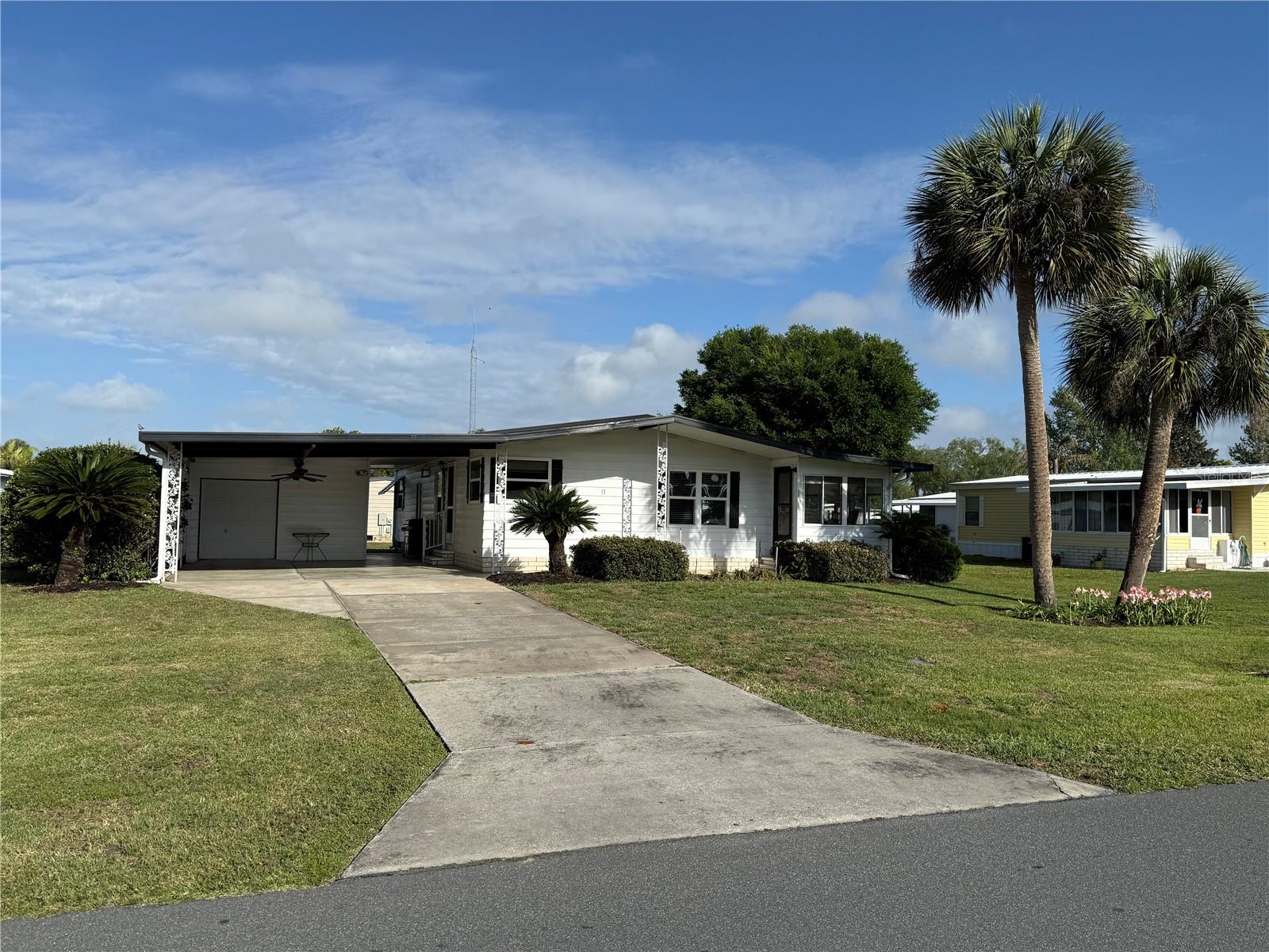 11 N BOBWHITE RD, WILDWOOD, FL — photo 2