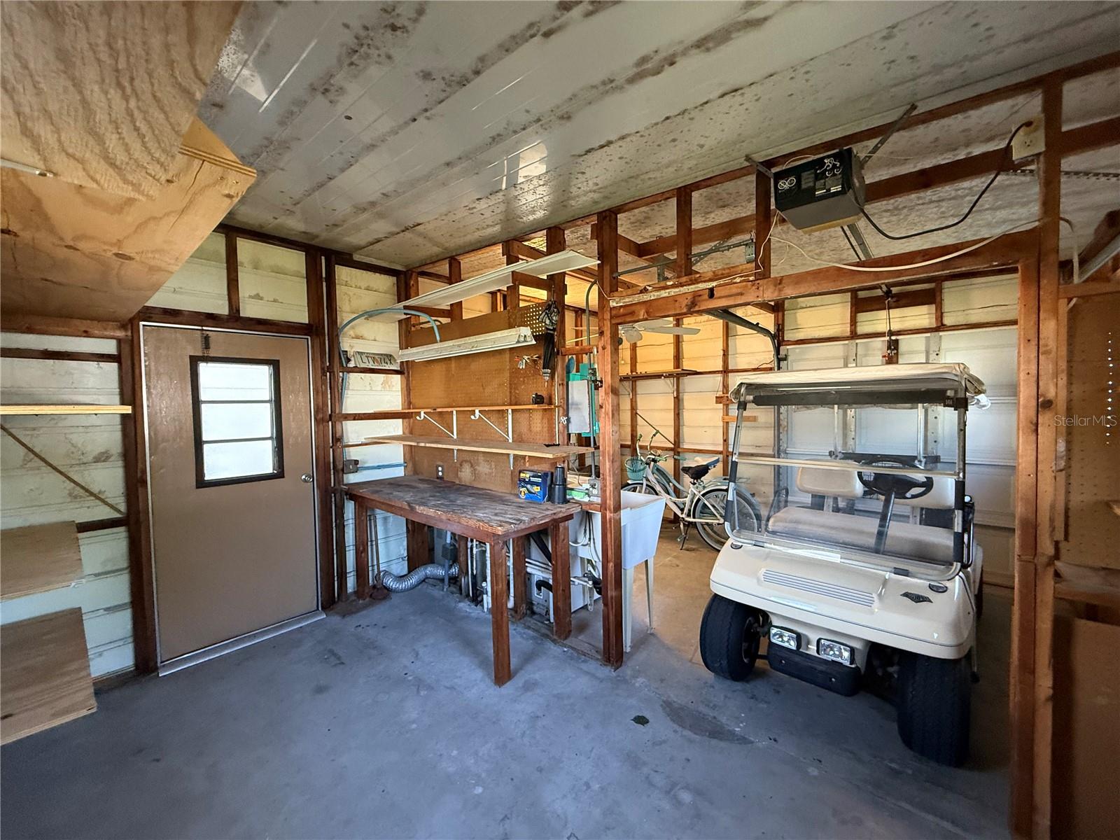 11 N BOBWHITE RD, WILDWOOD, FL — photo 23