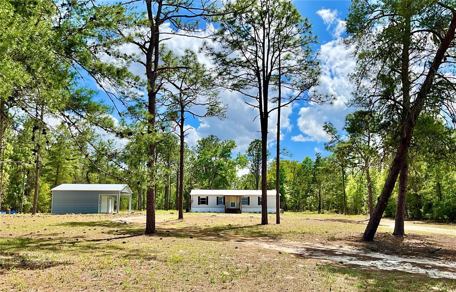 175 WHIRLWIND LOOP, HAWTHORNE, FL — photo 2