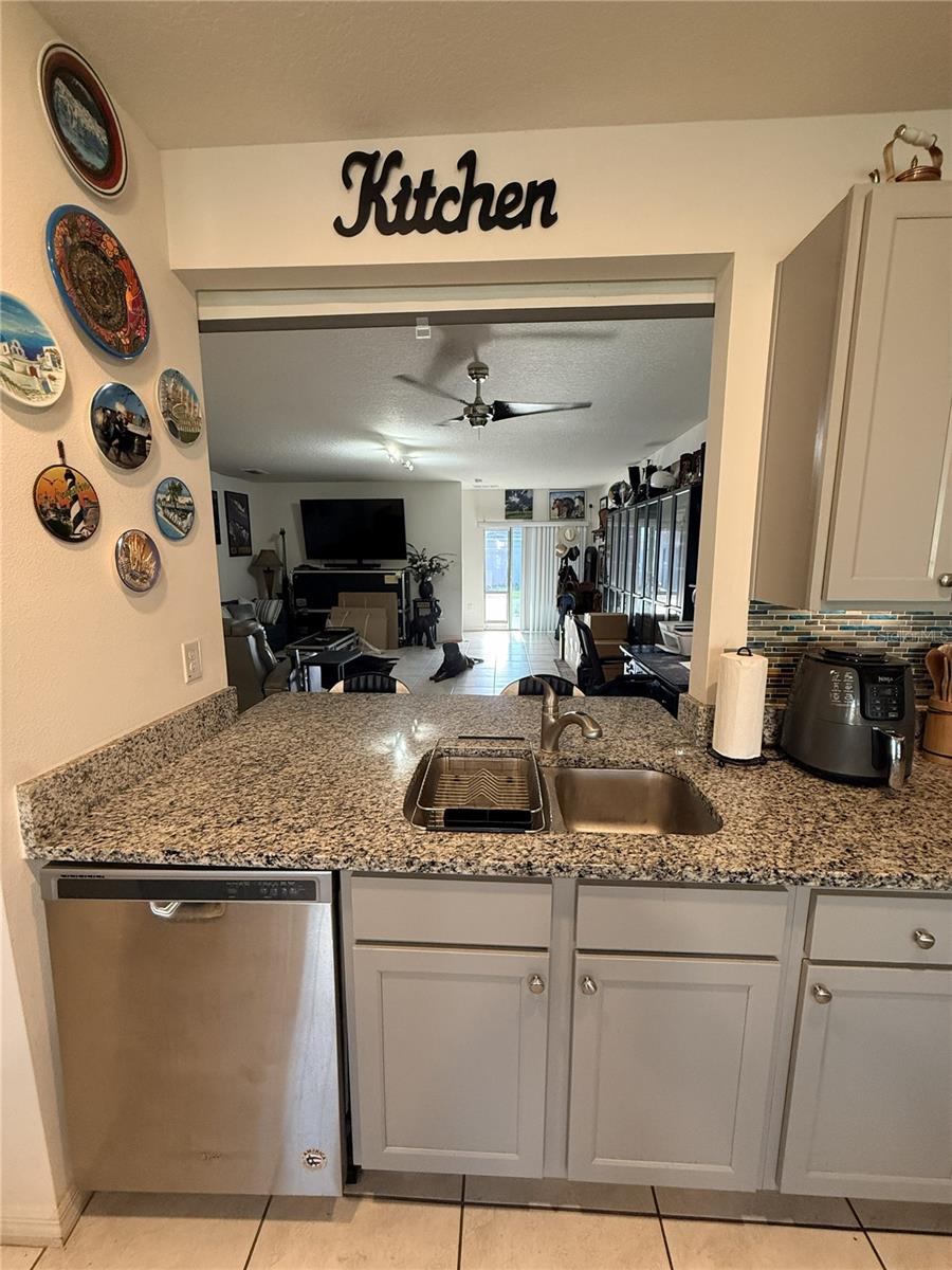 329 WINGED ELM DR, DEBARY, FL — photo 12