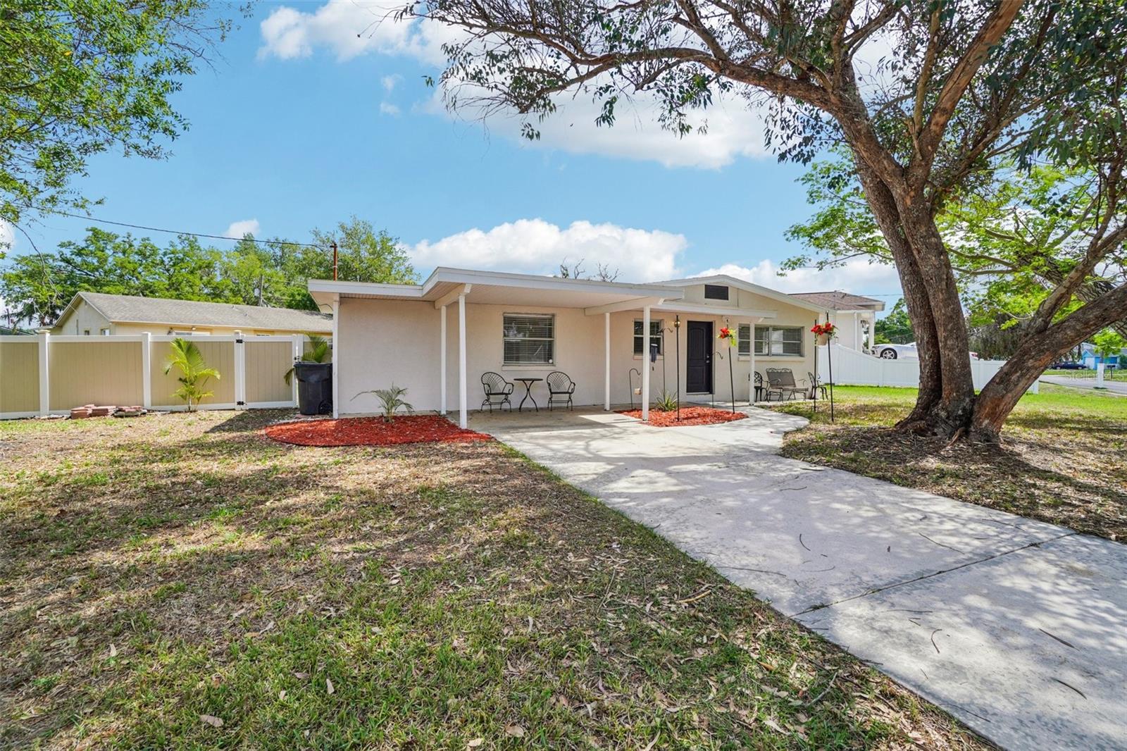 541 FIREFLY LN, APOLLO BEACH, FL — photo 3
