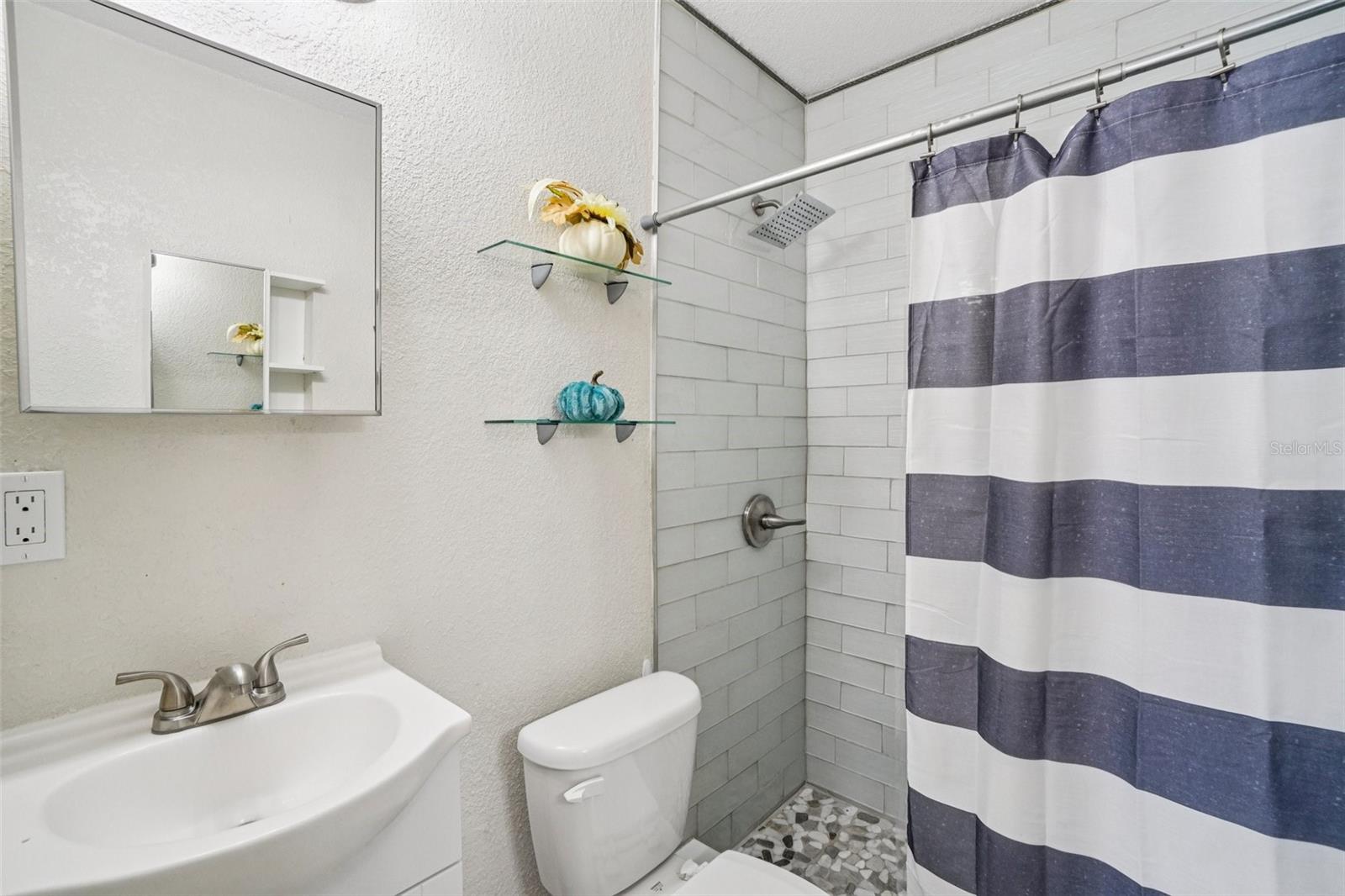 541 FIREFLY LN, APOLLO BEACH, FL — photo 21