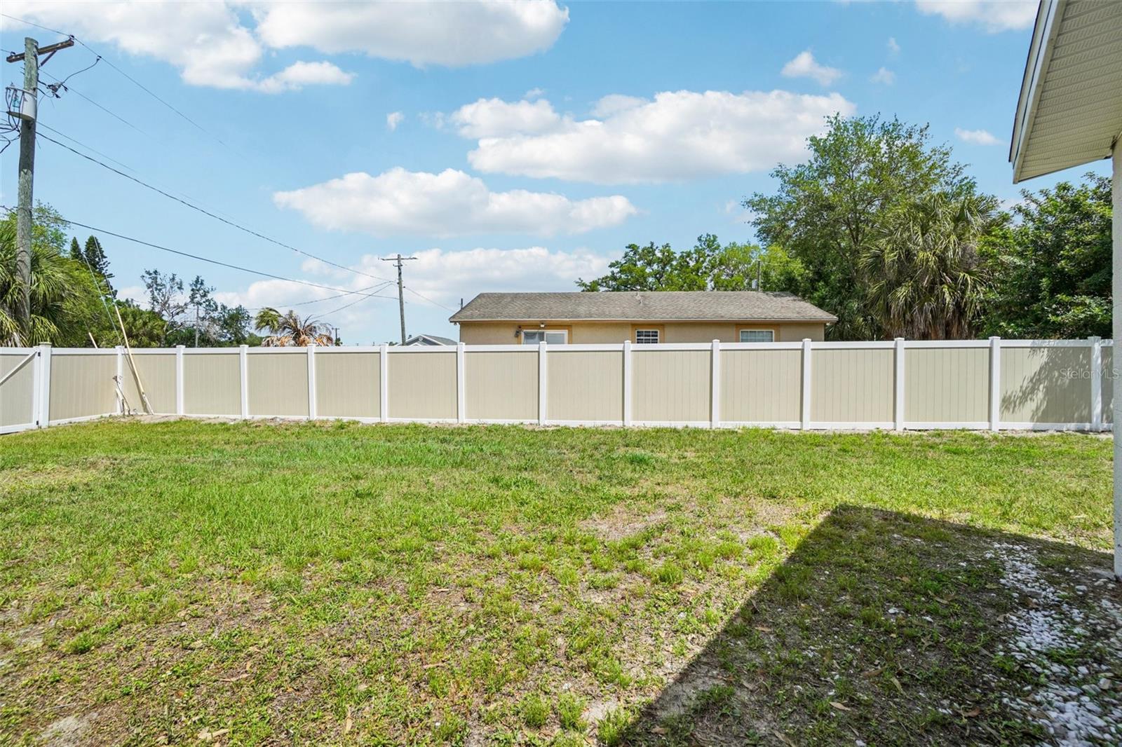 541 FIREFLY LN, APOLLO BEACH, FL — photo 28