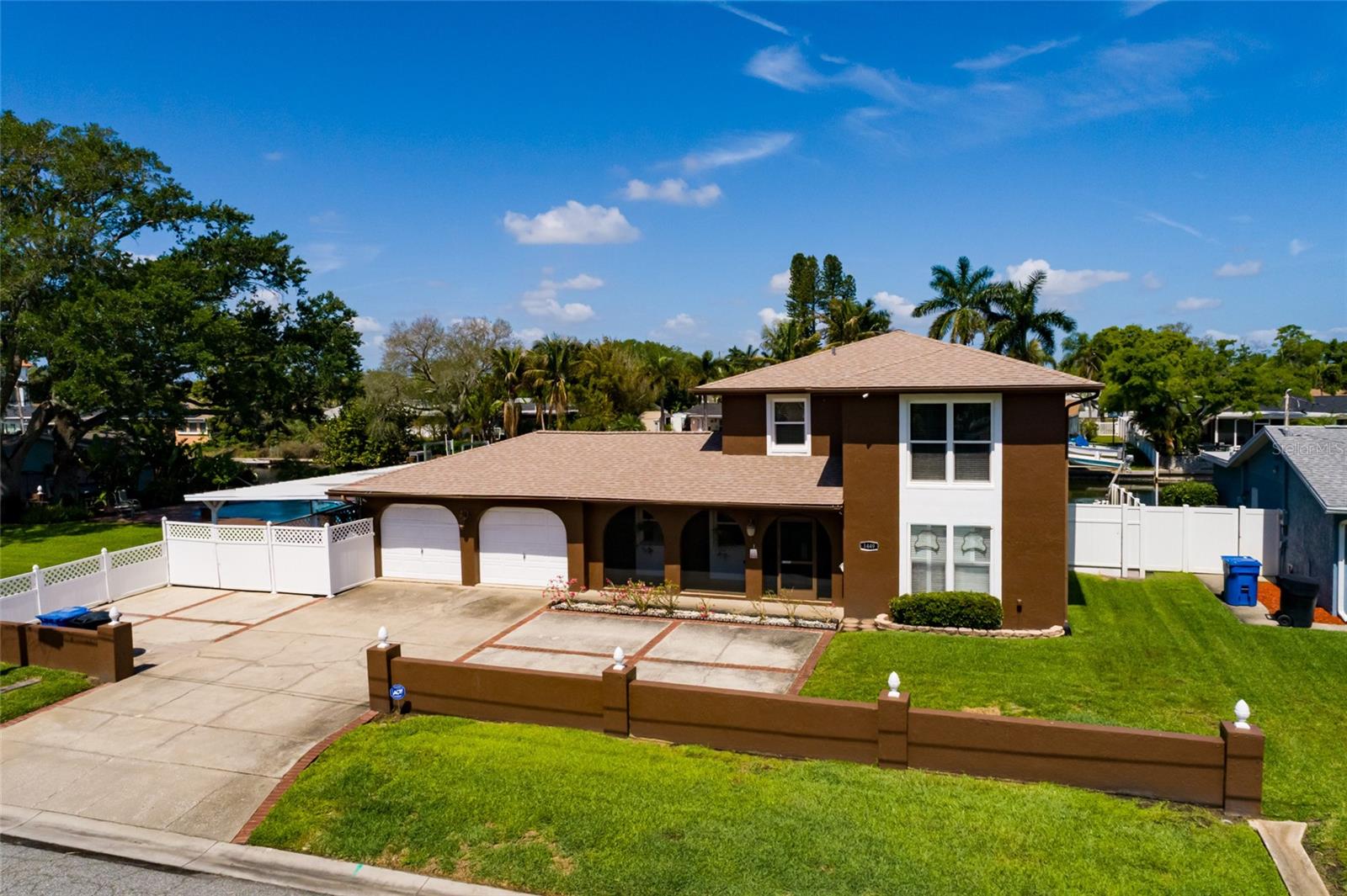1449 45TH AVE NE, ST PETERSBURG, FL — photo 2