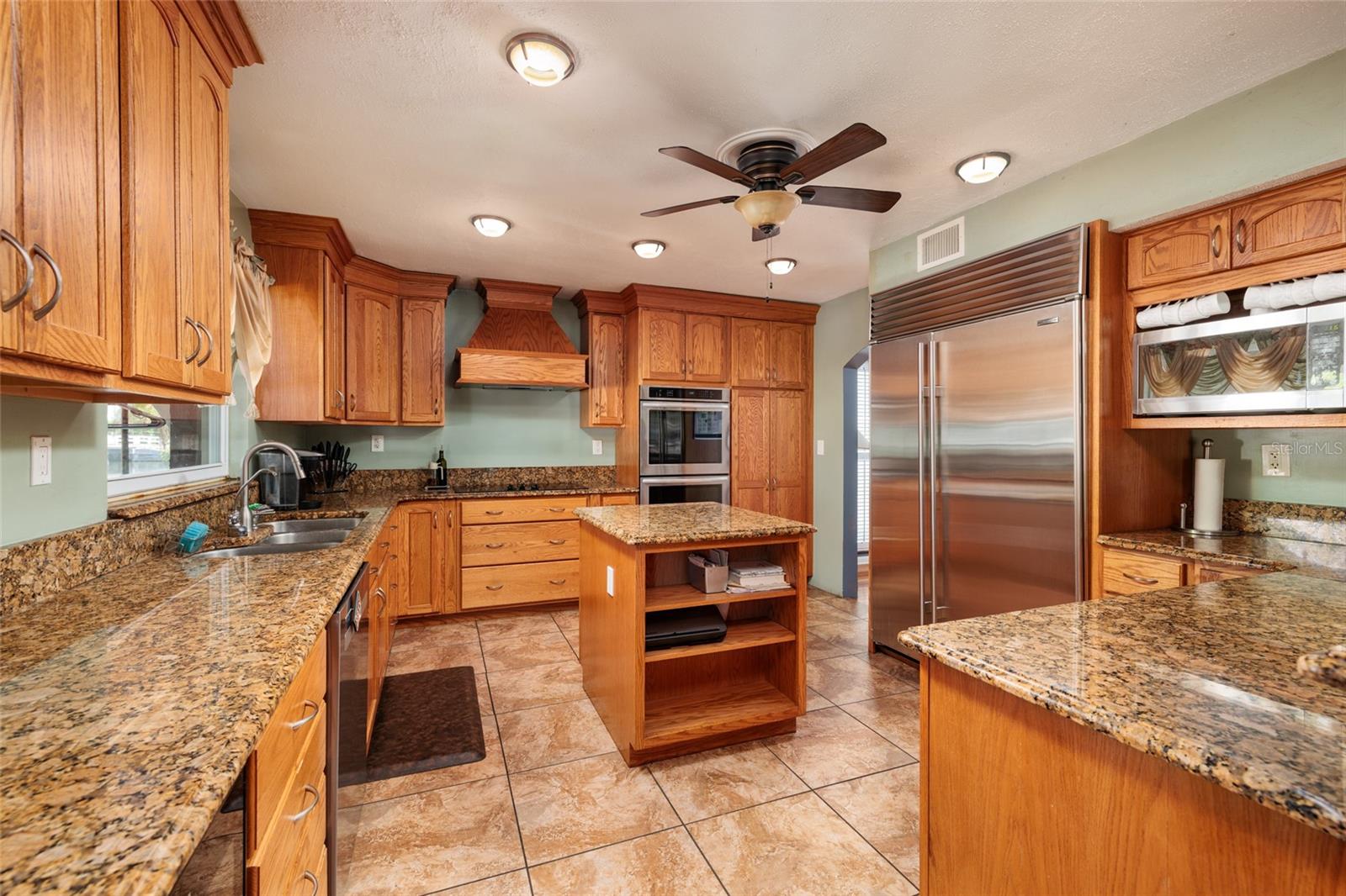1449 45TH AVE NE, ST PETERSBURG, FL — photo 17