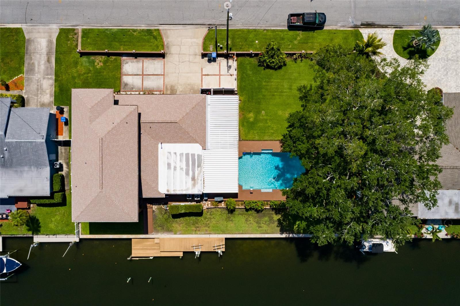 1449 45TH AVE NE, ST PETERSBURG, FL — photo 52