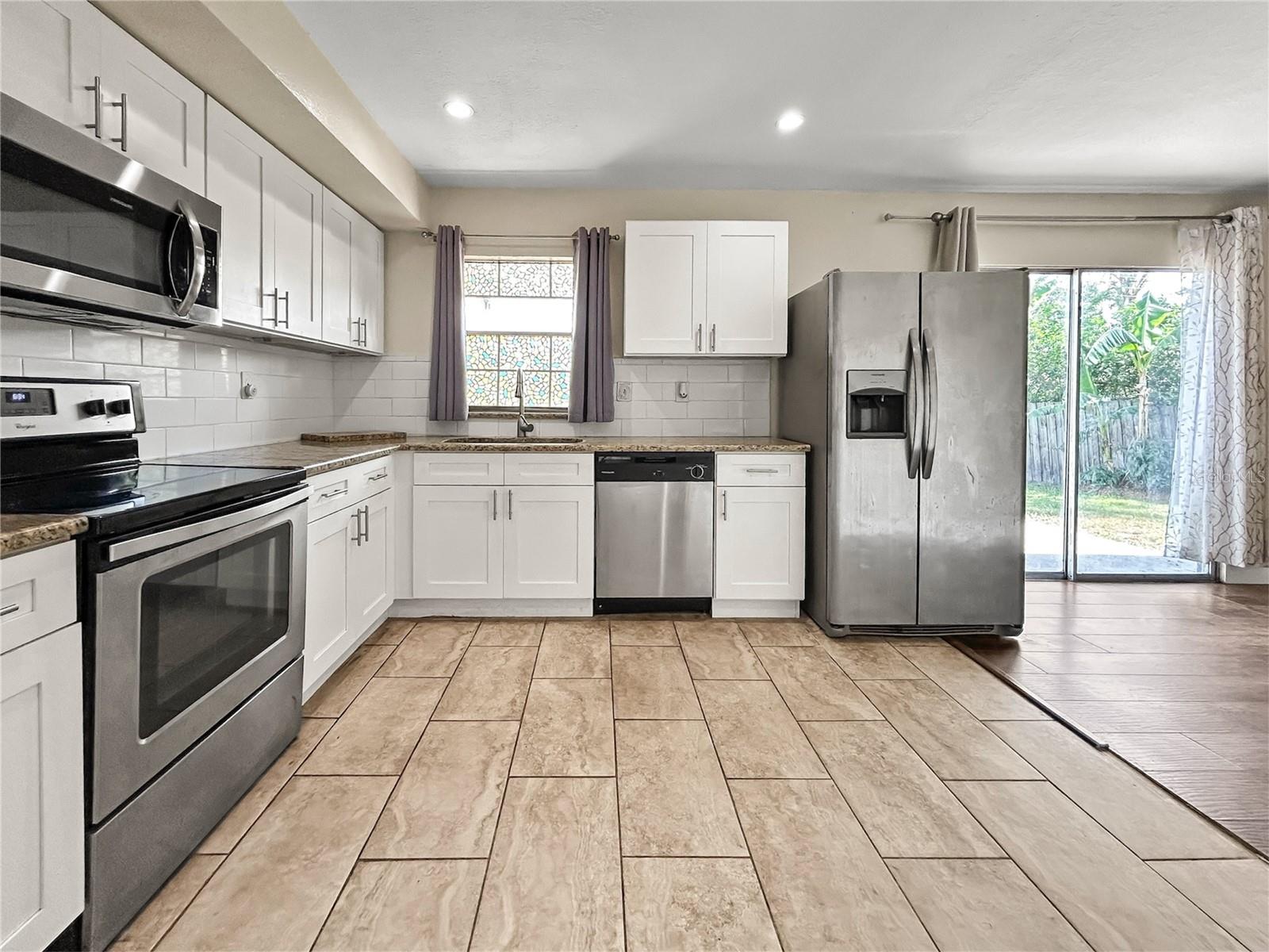 2802 CHRISTIE LN, LAKELAND, FL — photo 10