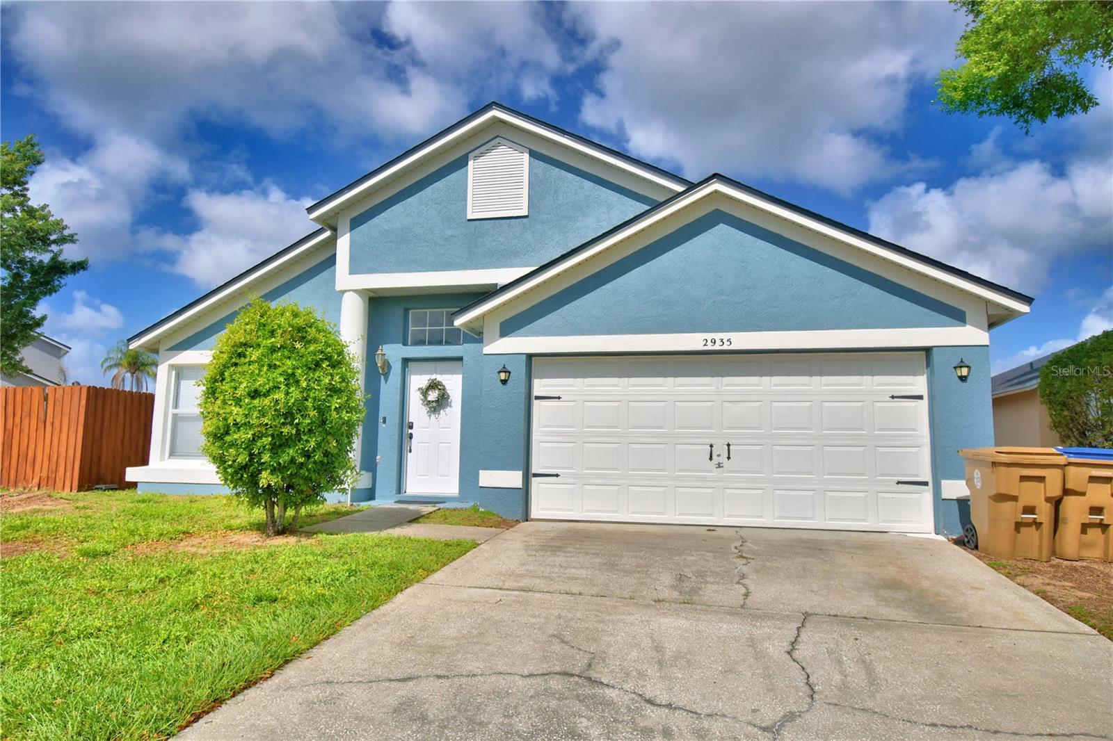 2935 DICKENS CIR, KISSIMMEE, FL — photo 3
