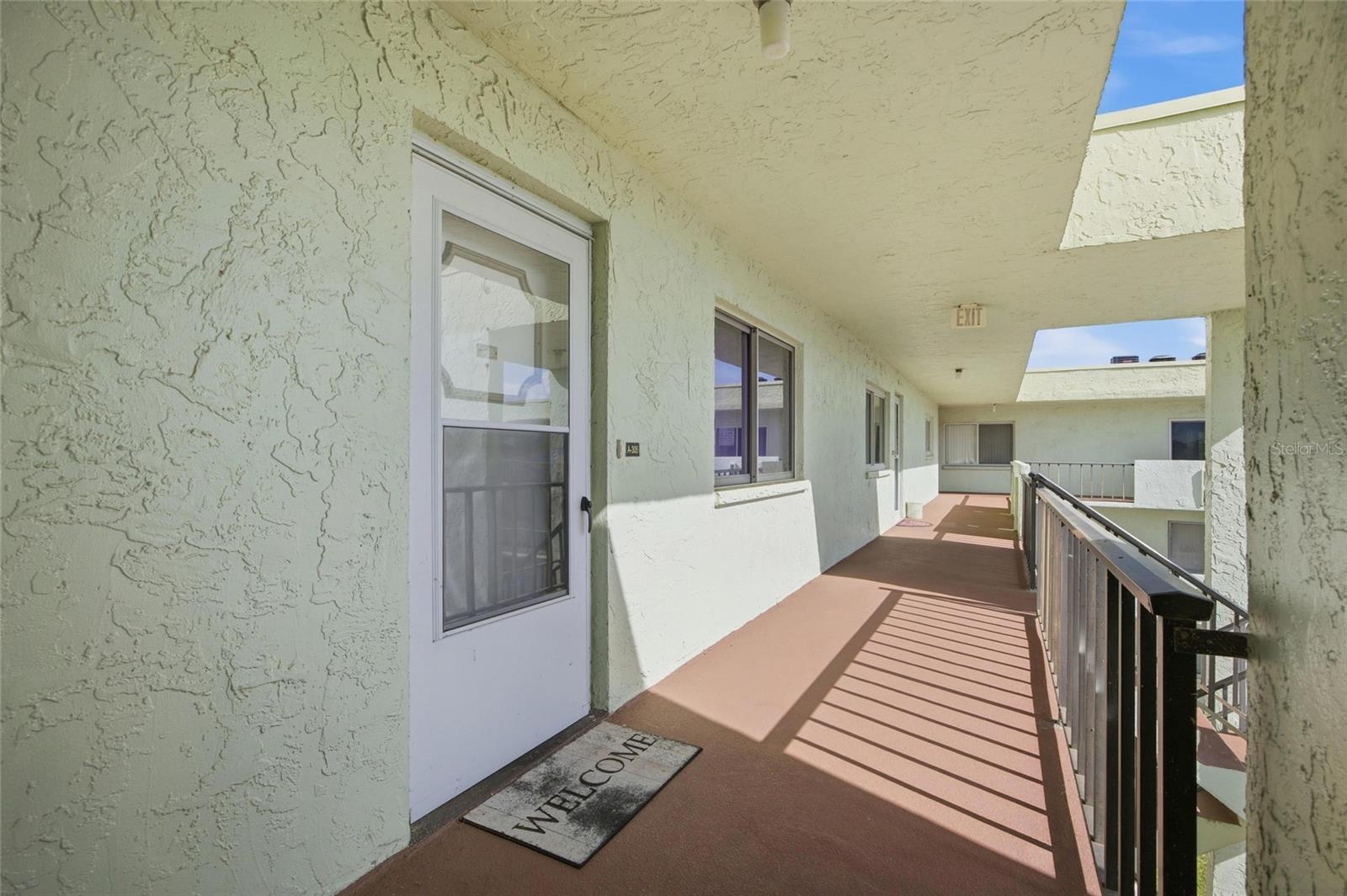 1130 N LAKE PARKER AVE #A305, LAKELAND, FL — photo 2