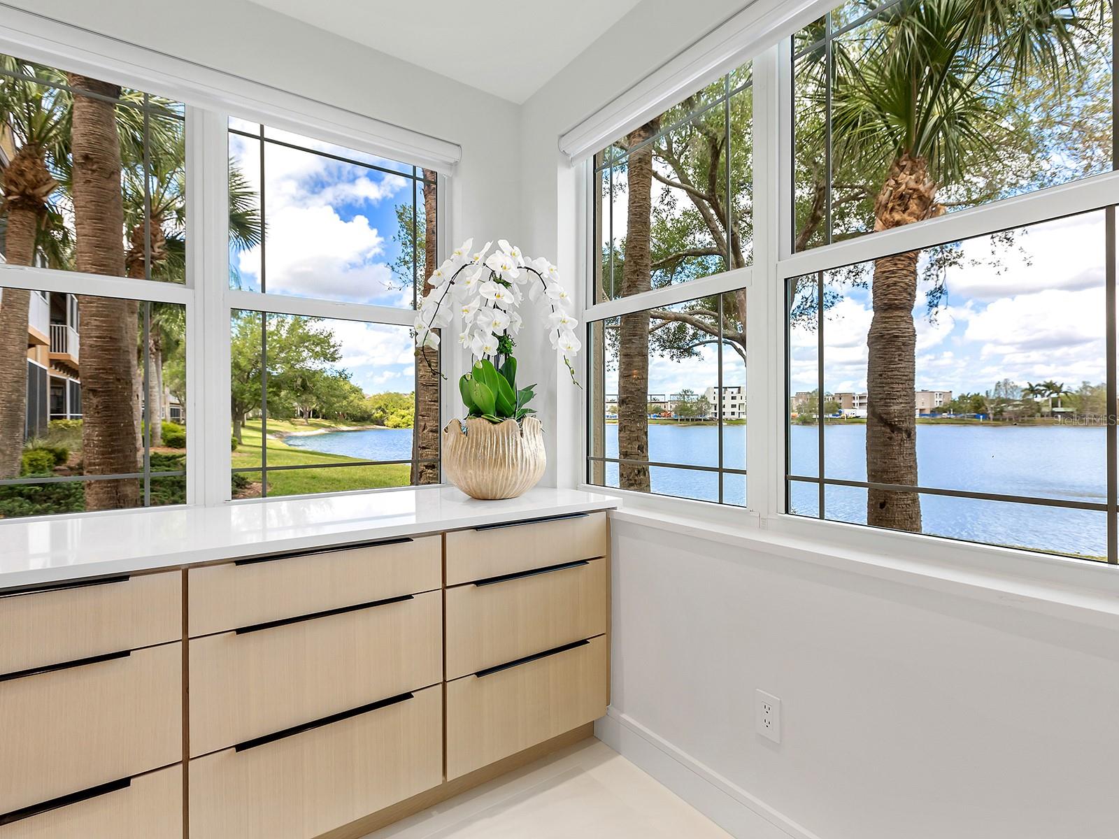 6427 MOORINGS POINT CIR #101, LAKEWOOD RANCH, FL — photo 21