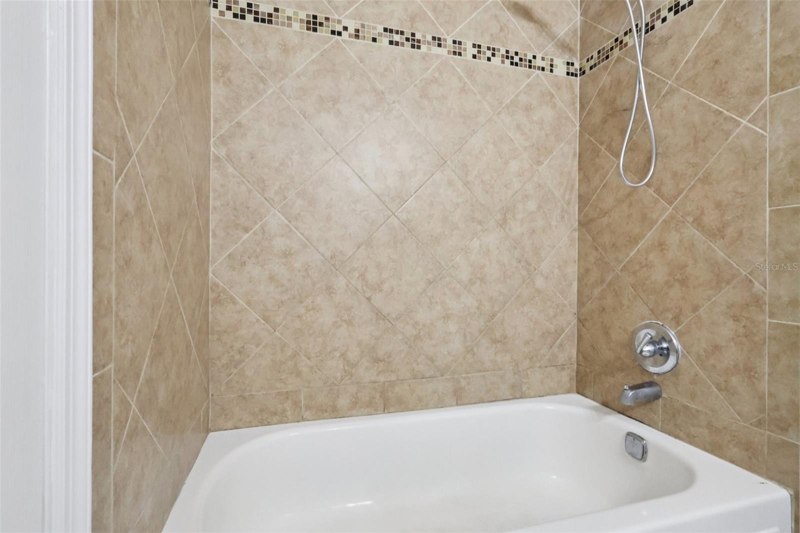 534 ORANGE DR #27, ALTAMONTE SPRINGS, FL — photo 14