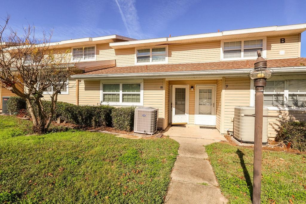 11001 SE SUNSET HARBOR RD #B10, SUMMERFIELD, FL