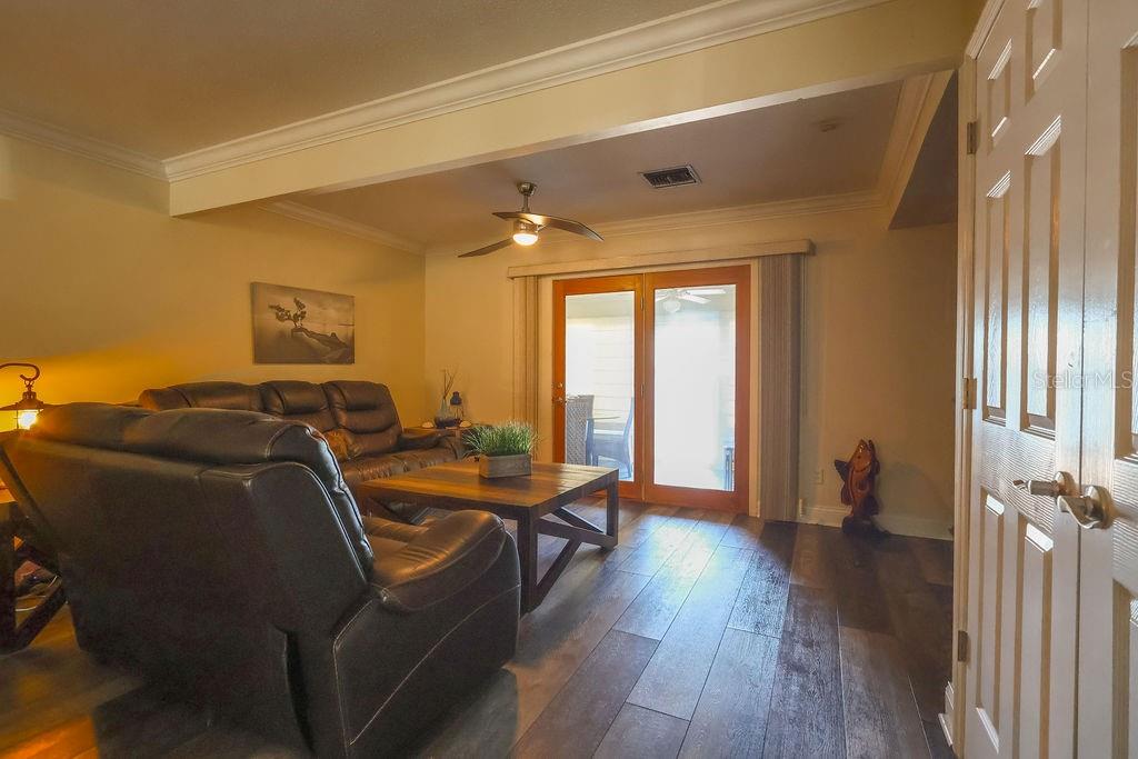 11001 SE SUNSET HARBOR RD #B10, SUMMERFIELD, FL — photo 3