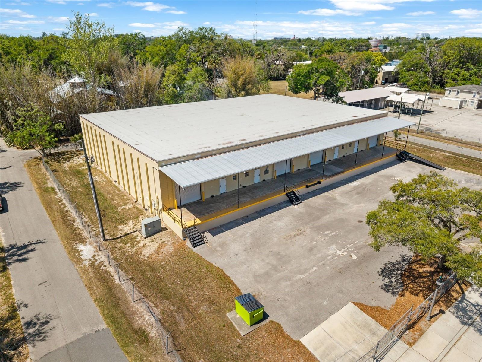 1030 SE 4TH ST, GAINESVILLE, FL — photo 2