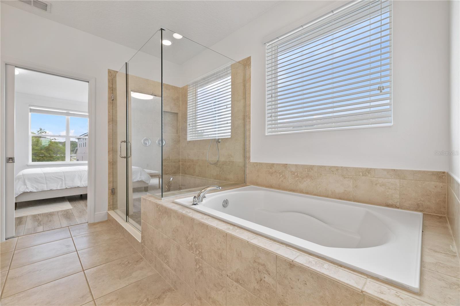 15518 HONEY MANDARIN WAY, WINTER GARDEN, FL — photo 48