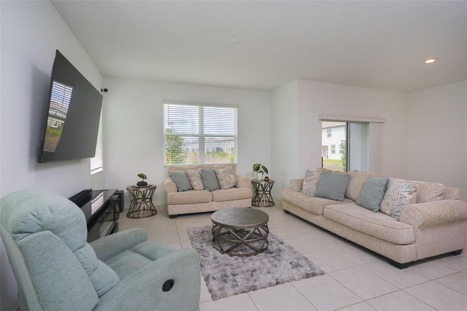 10059 TRUMPET HONEYSUCKLE WAY, SAN ANTONIO, FL — photo 10
