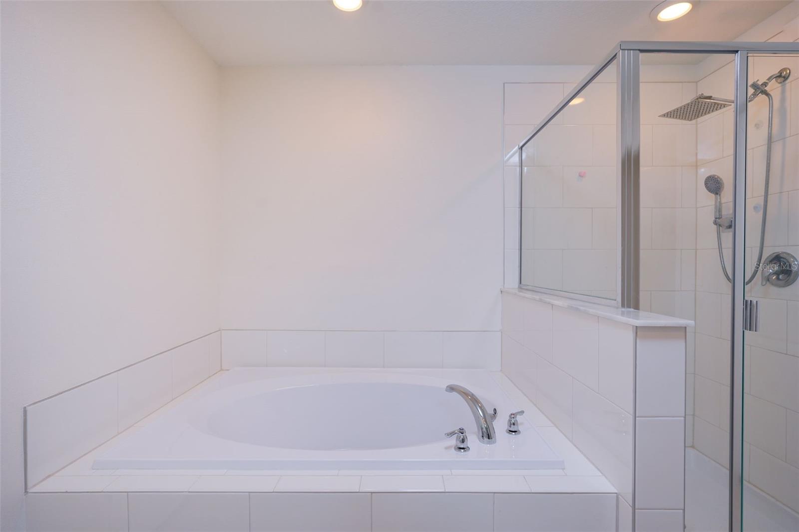 10059 TRUMPET HONEYSUCKLE WAY, SAN ANTONIO, FL — photo 36