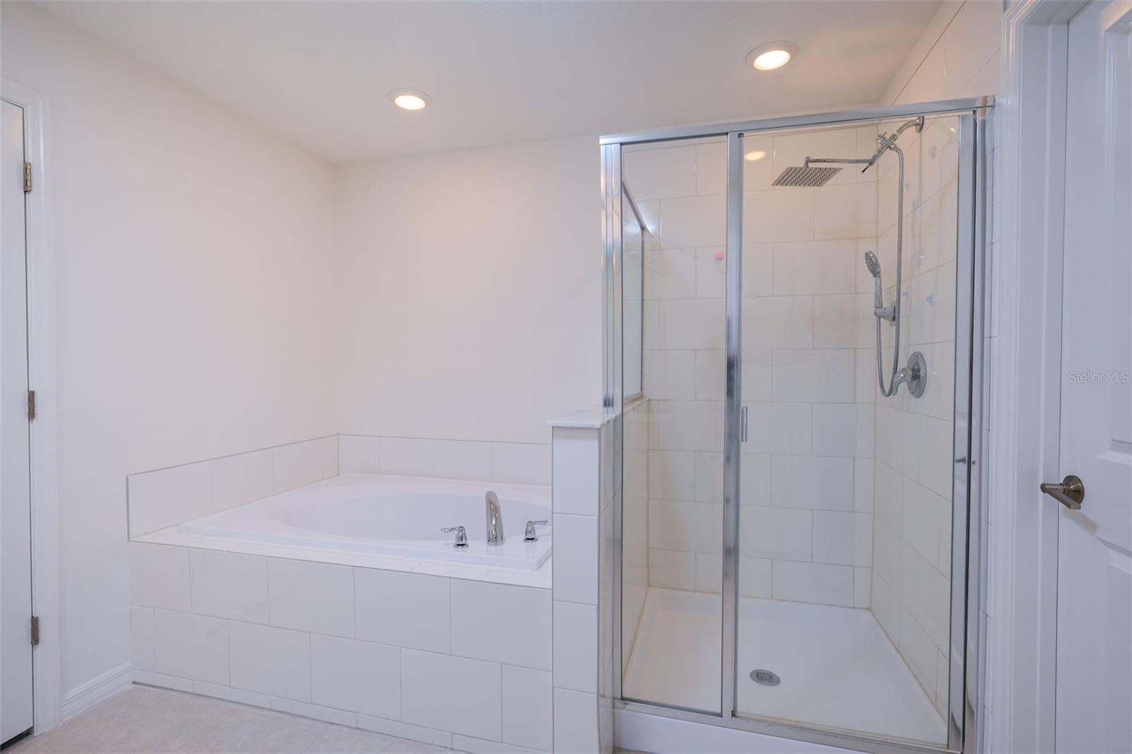 10059 TRUMPET HONEYSUCKLE WAY, SAN ANTONIO, FL — photo 37